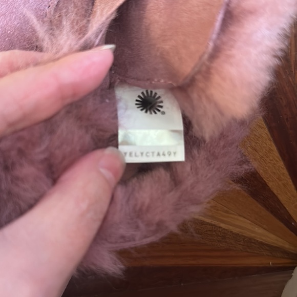 UGG BAILEY FLEX SUEDE MINI SHEARLING LINED BOOTS - Picture 7 of 9